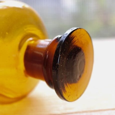 amber glass container