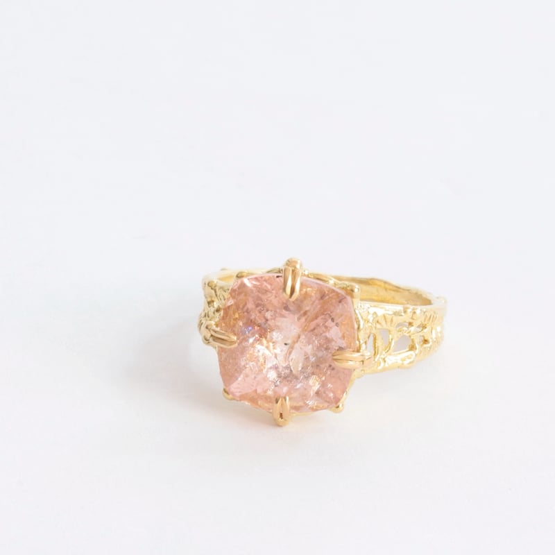 モルガナイト リング（K18）C-101566 | kiri onlinestore