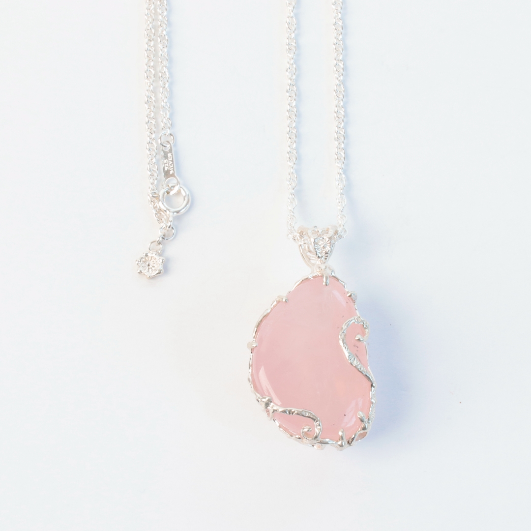 kaoru ローズクォーツ ネックレス 新品 ネックレス ローズクォーツ 四葉 四つ葉クローバー 40cm 10金