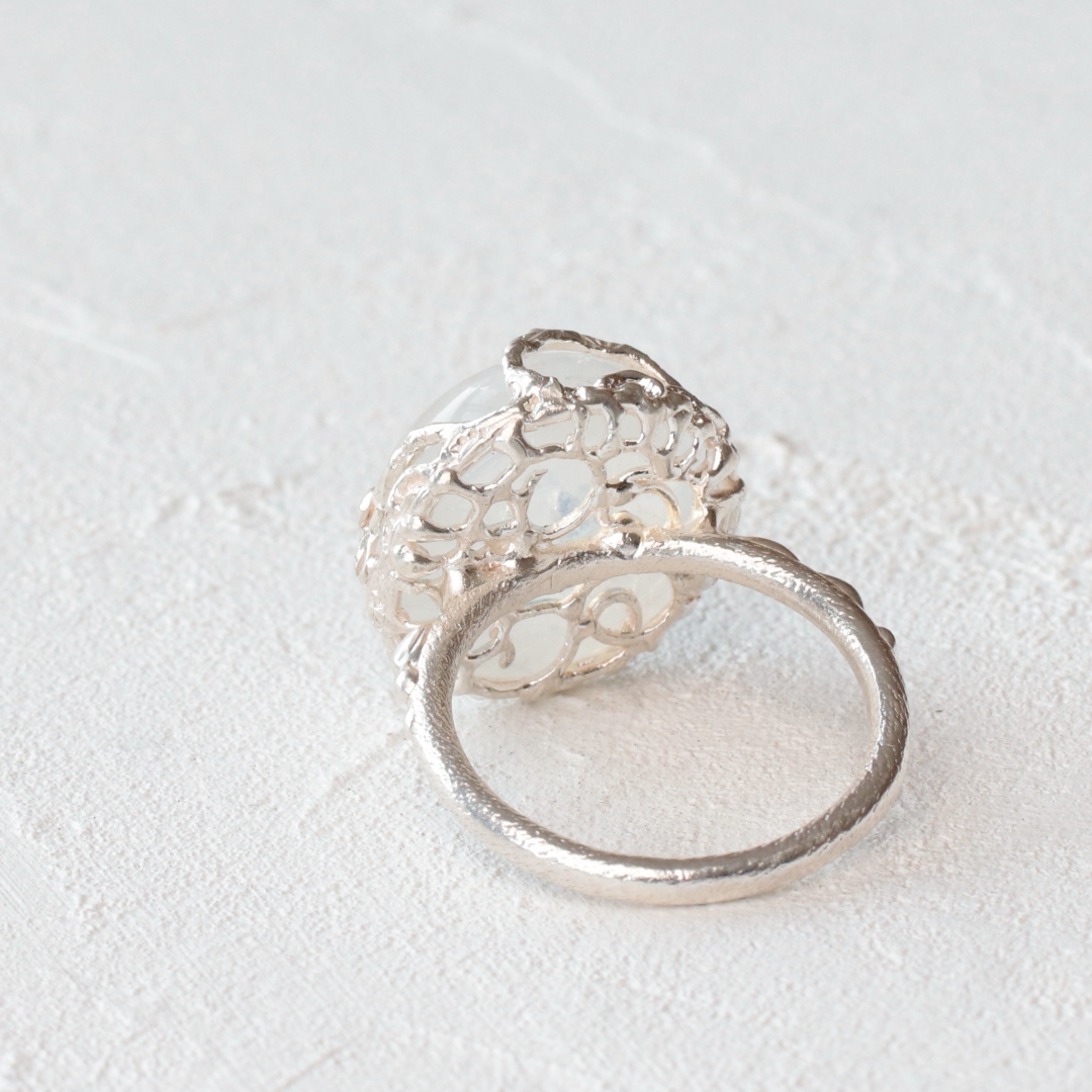 レインボームーンストーン リング C-101614 | kiri onlinestore