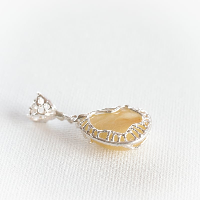 ゴールド ルチル クォーツ ペンダントトップ C-200538 | kiri onlines