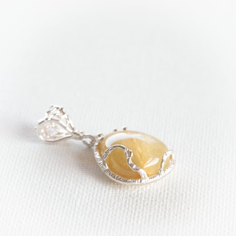 ゴールド ルチル クォーツ ペンダントトップ C-200538 | kiri onlines