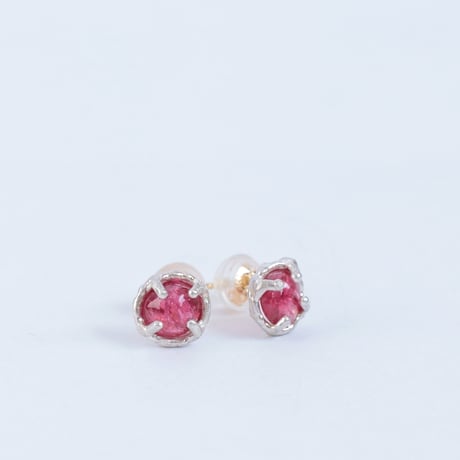 レッドスピネル ピアス K18post C-300273