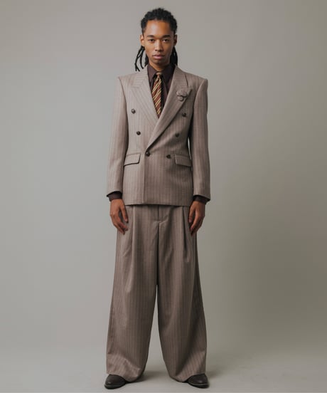 WIDE- DOUBLE-BREASTED STRIPED SUIT WIDE- DOUBLE-BREASTED STRIPED SUIT