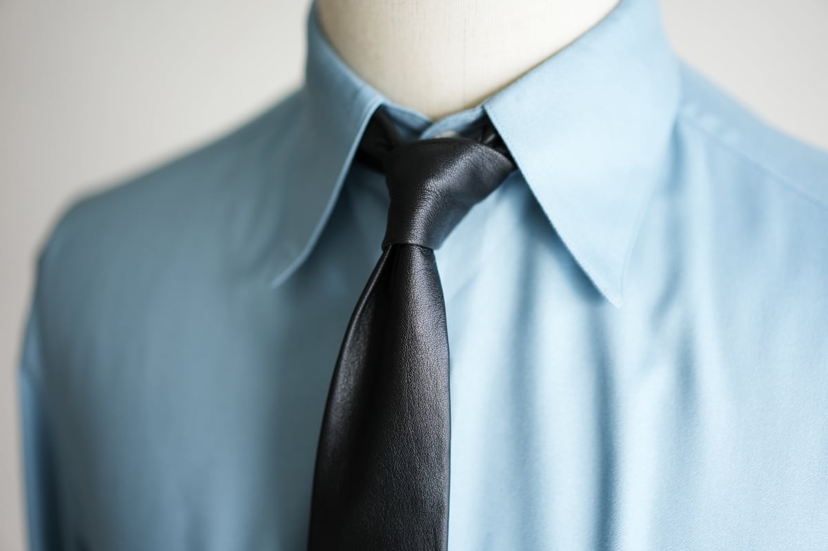 Smooth Lamb Leather Narrow Tie【Black】 | GROSGRAIN