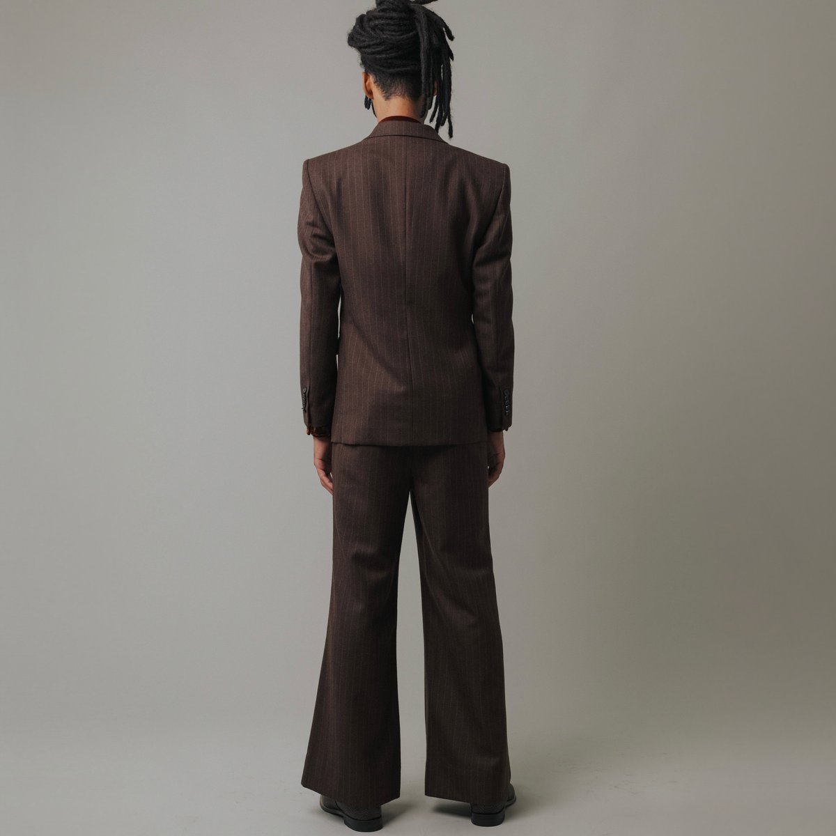 DOUBLE-BREASTED STRIPED JACKET 