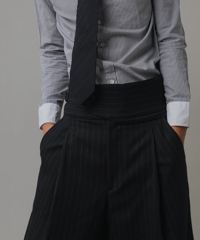 CLASS wool wide slacks クラス　ウール　ワイドパンツ CLASS wool wide slacks クラス ウール ワイドパンツ CLASS wool wide