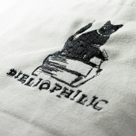 数量限定　Nukeme  ×  BIBLIOPHILIC  グリッチ刺繍キャンバストートバッグ Sサイズ