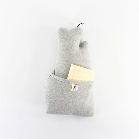 BIBLIOPHILIC CUSHION