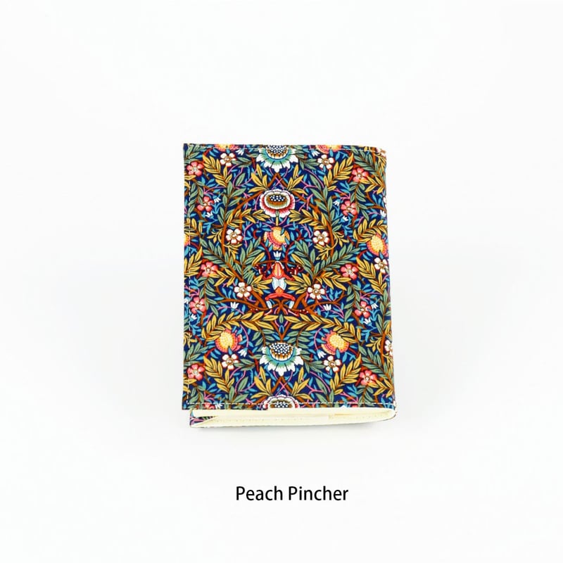 着物 ×リバティ　文庫本用ブックカバー 着物 ×リバティ 文庫本用ブックカバー 着物 ×リバティ 文庫本用ブック