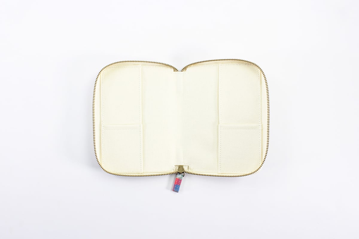 【未使用】 Beauty 2024 本体＆レフィル パフ 紙白粉 ポーチ ブックポーチ / LIBERTY PRINTBOOK POUCH 2024 母の日 SELEC