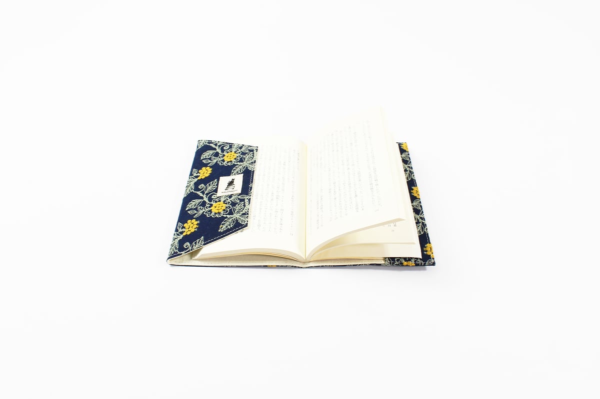 ブックカバー / EMBROIDERY BOOKCOVER 新書 23AW | BIBLIOP
