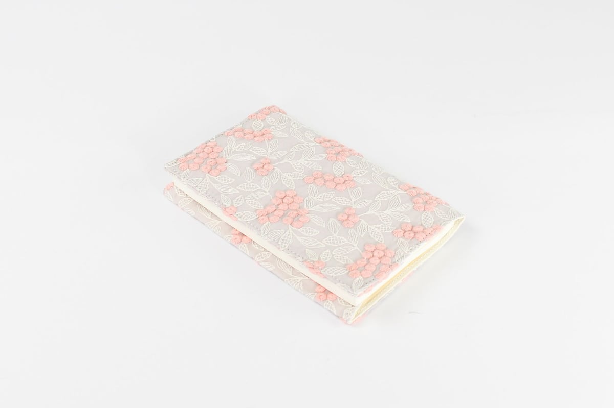 ブックカバー / EMBROIDERY BOOKCOVER 新書 25AW | BIBLIOP