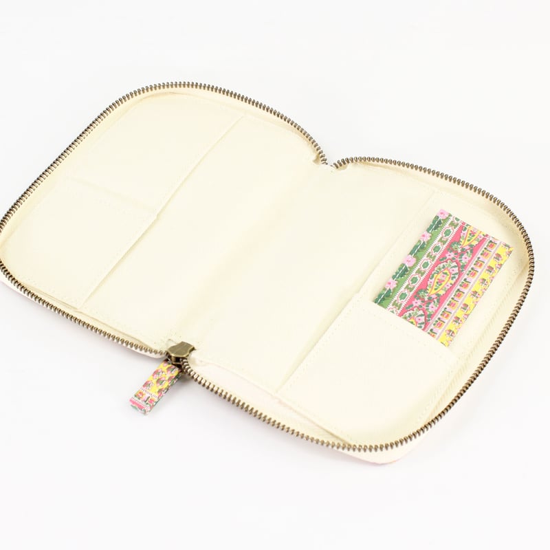 ブックポーチ / LIBERTY PRINT BOOK POUCH 2025 SS SEASO ブックポーチ / LIBERTY PRINT BOOK POUCH 2025 SS SEASO