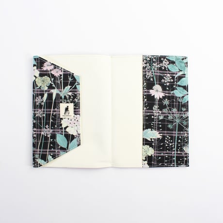 ブックカバー / LIBERTY PRINT BOOK COVER 46判 2024 母の日 SELECT