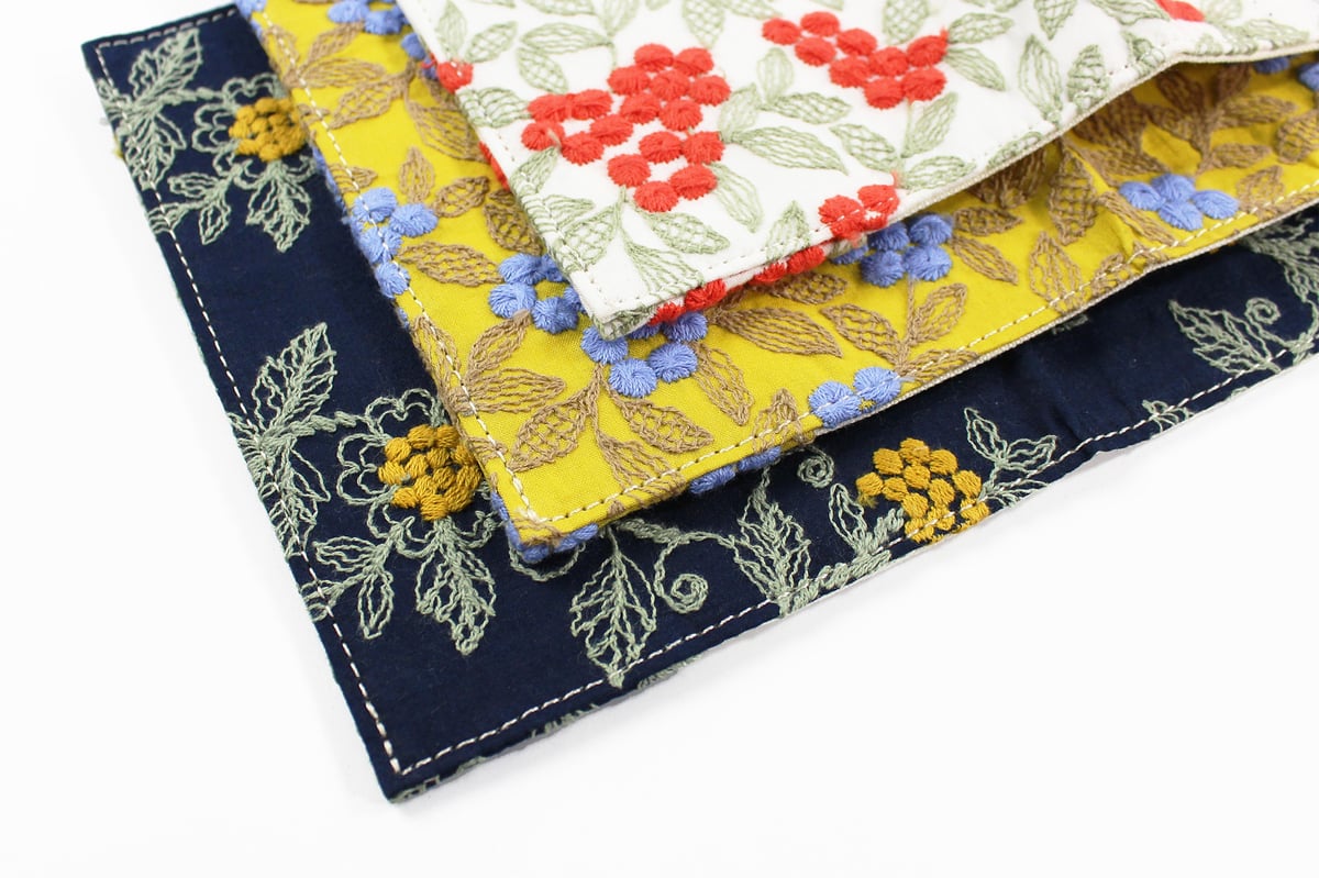 メモリー㉓ブックカバー ブックカバー / EMBROIDERY BOOKCOVER 46判 23AW | BIBLIO