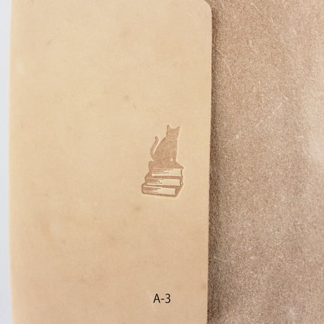 COW LEATHER BOOK COVER A5判 栃木レザー　※日焼けあり※