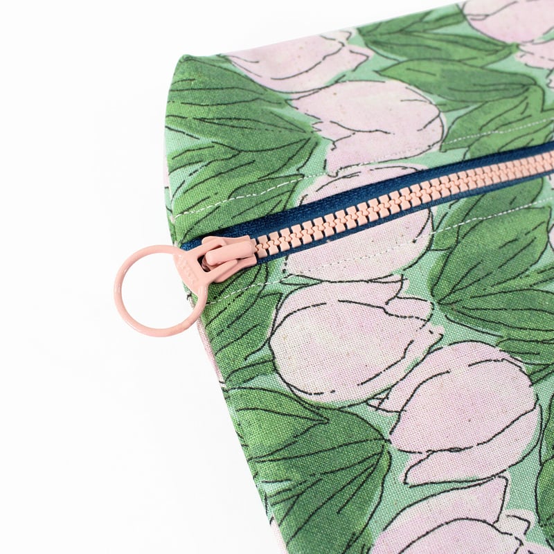 Nine Stories ナインストーリーズ ブックポーチ ブックケース Nine Stories BOOK POUCH CHECK | BIBLIOPHILIC