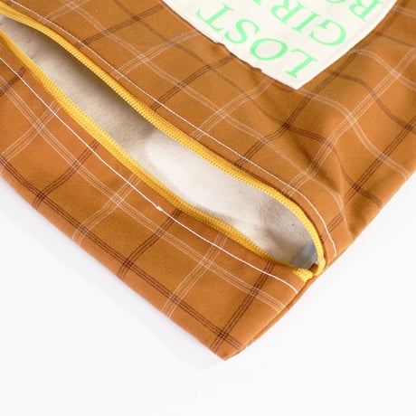 Nine Stories BOOK POUCH CHECK CAMEL