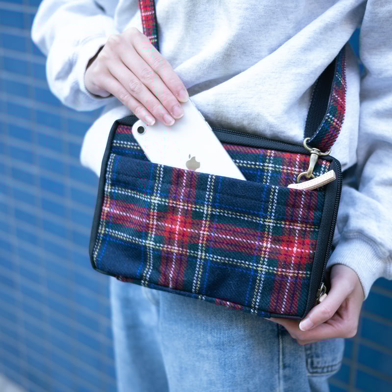 読むしかできないブックショルダー 46判 チェック | BIBLIOPHILIC