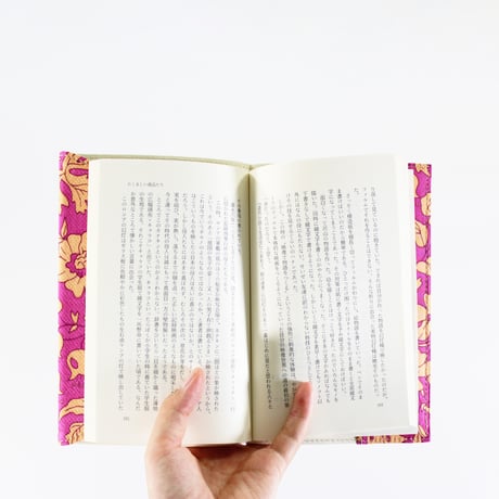 LIBERTY PRINT BOOK COVER 新書 2023 LIBERTY FLOWER MARKET