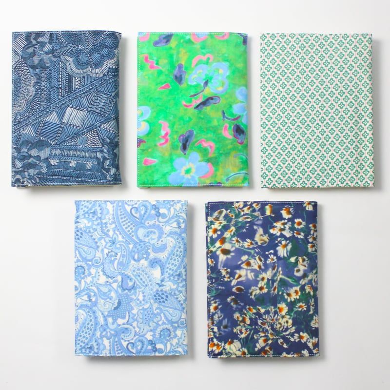 ブックカバー / LIBERTY PRINT BOOK COVER A5 2026 SS SE