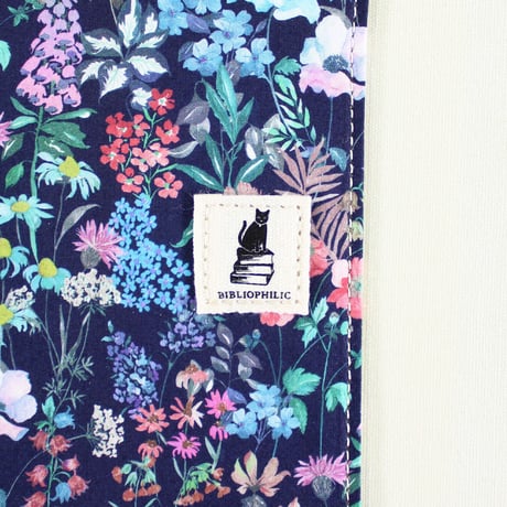 ブックカバー / LIBERTY PRINT BOOK COVER 46判 2023 LIBERTY FLOWER MARKET