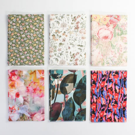 ブックカバー / LIBERTY PRINT BOOK COVER 46判 2024 AW SEASONAL