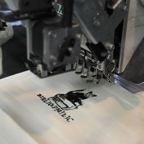 数量限定　Nukeme  ×  BIBLIOPHILIC  グリッチ刺繍キャンバストートバッグ Lサイズ