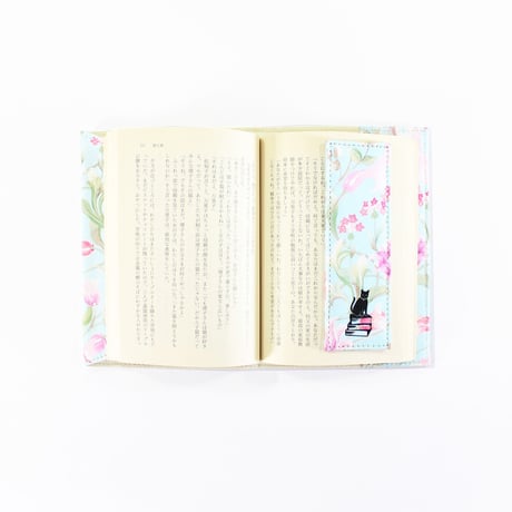 ブックカバー / LIBERTY PRINT BOOK COVER 文庫 2023 LIBERTY FLOWER MARKET