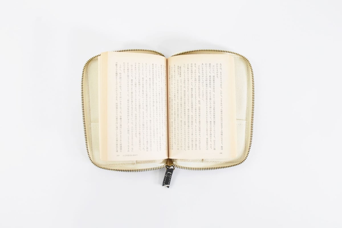ブックポーチ / LIBERTY PRINT BOOK POUCH 2020 From Jap