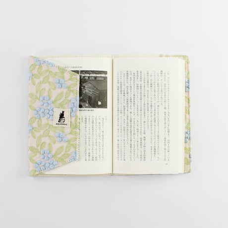 ブックカバー / EMBROIDERY BOOKCOVER 新書 25AW