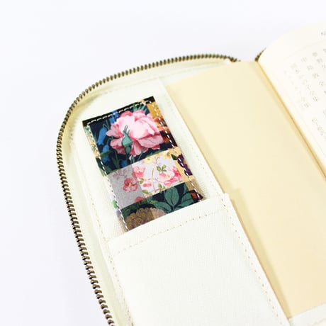 ブックポーチ / LIBERTY PRINTBOOK POUCH 文庫 2023 LIBERTY FLOWER MARKET