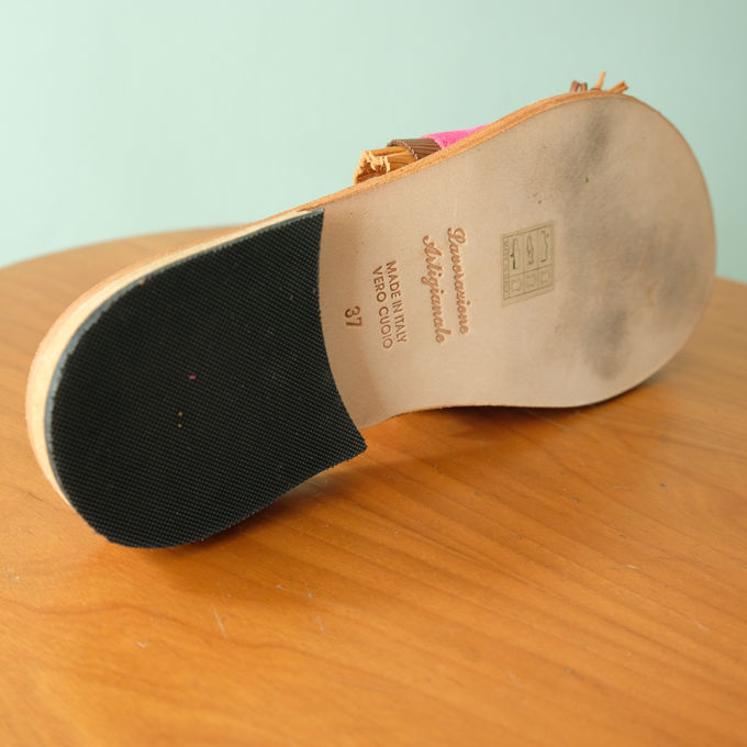 CINZIA ARAIA フリンジ　サンダル CINZIA ARAIA フリンジ サンダル CINZIA ARAIA フリンジ サンダル