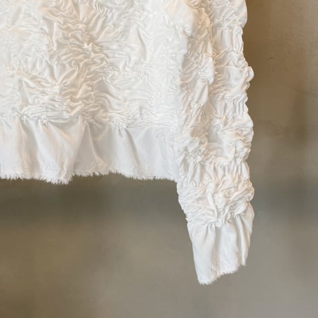 【Greed International グリードインターナショナル】 Plum blossom Shirring embroidery Long sleeve Blouse in White