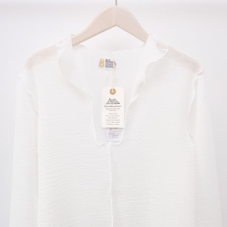 【Bed&Breakfast ベッド＆ブレイクファースト】Sheer Crepe Key Neck Top