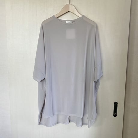 【siro シロ】 poncho T in off/lightgray/black