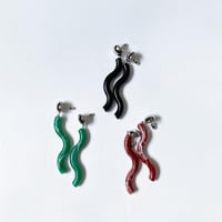 【Bijou R.I/ビジューアールアイ】Stone wave pierce/earring (ストーンウェーブピアス/イヤリング）black/greem/brown