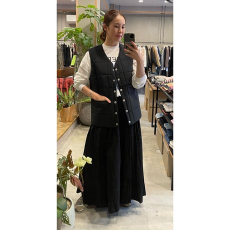 【Bed&Breakfast】Grosgrain Quilted Liner Vest in Black