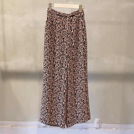 【Greed International グリードインターナショナル】Leopard Jacquard Flare Pants in Other