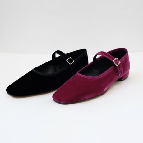 【oblada】ベロア　MARY JANE SHOES＜ F2410IT03＞
