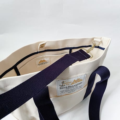 【BED&BREAKFAST ベッドアンドブレックファースト】Standard Sail Cloth Shoulder Bag Medium  in White