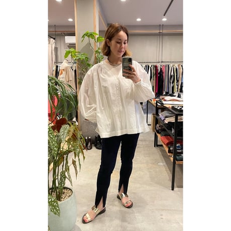 【Bed&Breakfast ベッド＆ブレイクファースト】Cordlane Natural Sun-dried Wash Puff Blouse in White