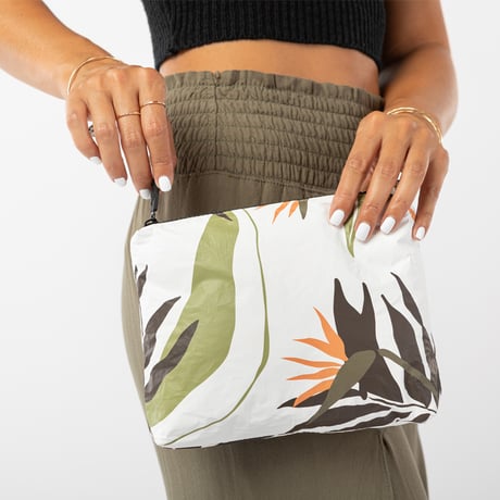 ALOHA COLLECTION（アロハコレクション）/Small Pouch in PaintBirdsJulia
