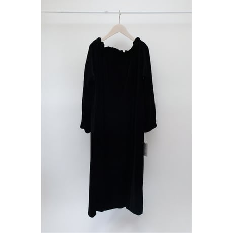 【mieyamieya ミエヤミエヤ】Velor Onepiece(ベロアワンピース） in purple/black
