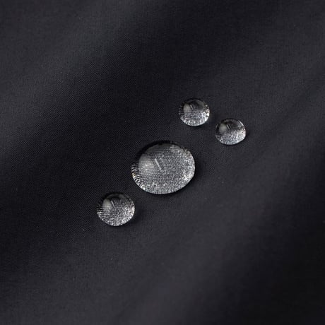 【The North Face】Free Run Reversible Vest (フリーランリバーシブルベスト（ユニセックス））ブラック(K) NL72490
