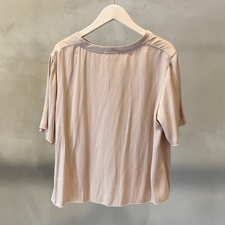 【Bed&Breakfast ベッド＆ブレイクファースト】Tumbler Finishing Satin Tee in Beige