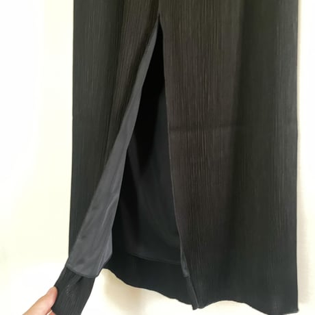 【Bed&Breakfast ベッド＆ブレイクファースト】Satin YORYU Skirt in Black