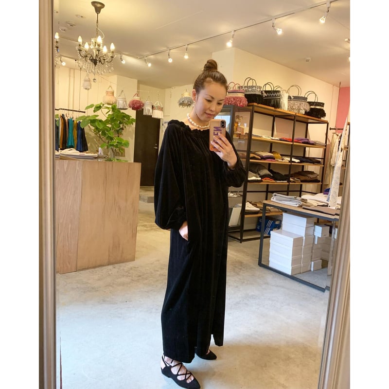 sheller シェリエ パイピングベロアワンピ mieyamieya ミエヤミエヤ】Velor Onepiece(ベロアワンピース） in