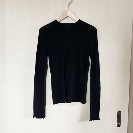 【Bed&Breakfast ベッド＆ブレイクファースト】Cosmorama Wool Slim Crew Neck Top in Black